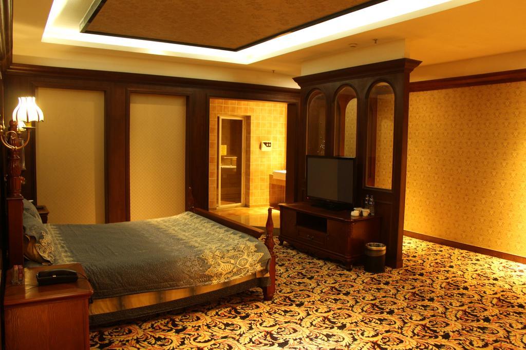 Zhuhai Rongfeng Hotel Exterior foto