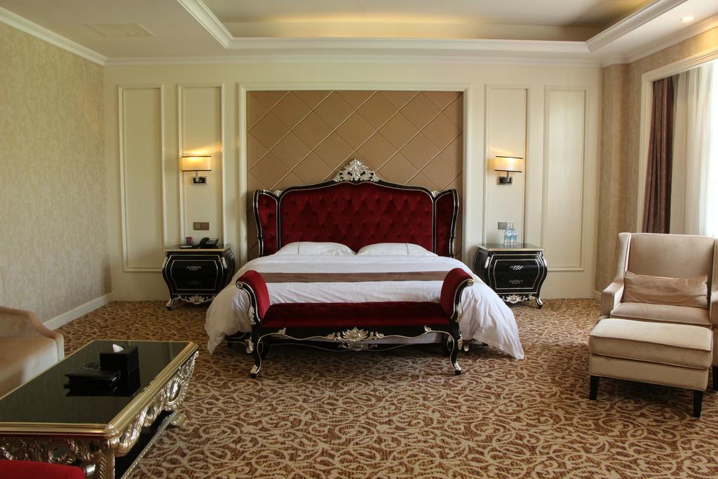 Zhuhai Rongfeng Hotel Exterior foto