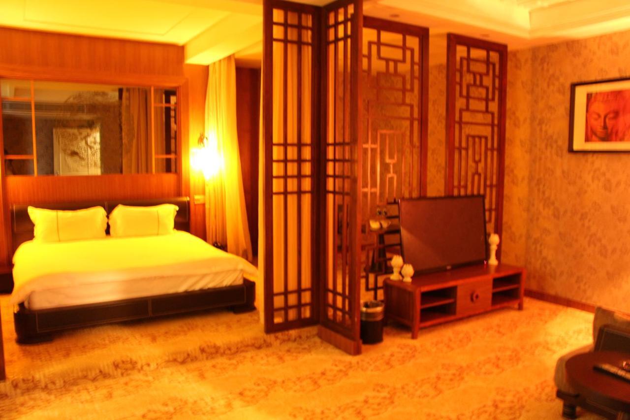 Zhuhai Rongfeng Hotel Exterior foto
